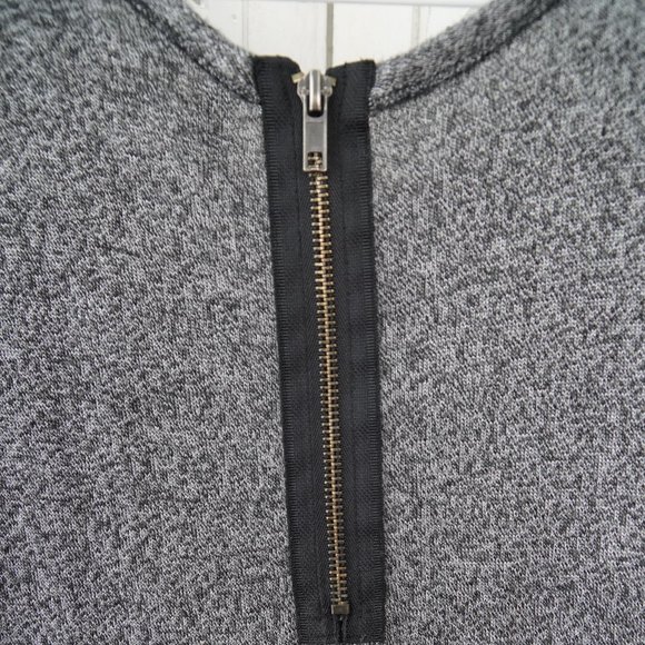 Kasie | Gray drawstring waist romper - Picture 6 of 6